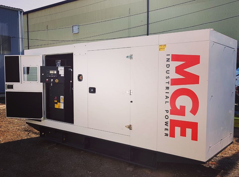 Поставка дизель генератора MGE 200 кВт в шумозащитном кожухе